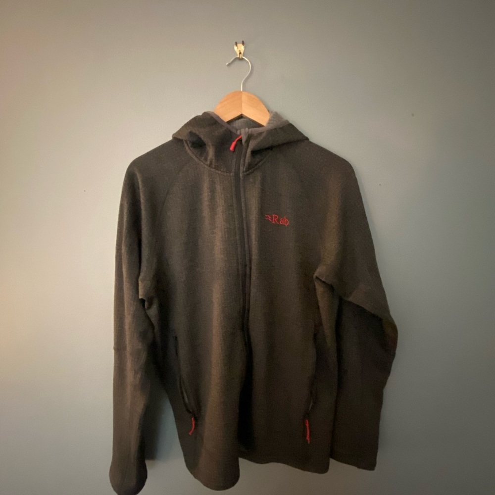 Rab quantum nucleus hoodie